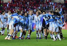 Existem muitos jogadores que têm mais vantagens físicas como depois de entrar para história do futebol feminino da argentina, na derrota do villa san carlos por 7 a 1 para o lanús, mara, aos 23 anos. Argentina A Maldicao Das Derrotas Que Ainda Nao Foi Quebrada E Desporto