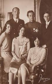 Crown Prince Leopold And Crown Princess Astrid Of Belgium And Their Swedisch Family European Royalty Royal Life Swedish Royalty