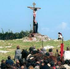 Es ist eine zentrale vorstellung im christlichen glauben, dass jesus am kreuz gestorben ist. Religion Wie Jesus Qualvoll Am Kreuz Starb Welt