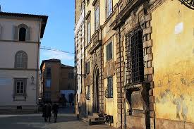 Na minha mente (gorda!) vem sempre um belo prato de massa preparado por uma nonna, regado com um perfumado azeite. Lucca Toscana Provincia De Lucca Italia Bild Von Lucca Provinz Lucca Tripadvisor