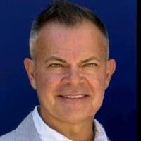 Eric Dosch's Instagram, Twitter & Facebook