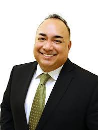 Richard Lomeli's Instagram, Twitter & Facebook