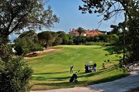 World famous luxury hotel with a rich history that lies on the lisbon coast. Estoril Golfplatz Golfplatze Golfreisen Portugal Golf Hotel Und Golf Pakete An Der Algarve Und Lissabon