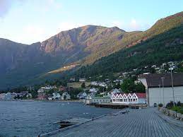 The flåm railway goes to myrdal with correspondence to. Aurland Wikipedia