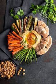 Shared By سـحـر Find Images And Videos About Food Healthy And Vegan On We Heart It The App To Get Lost In What You Love Food Food Platters Hummus Bowl