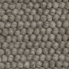 Mit seinem natürlichen charakter schafft er eine wohnliche atmosphäre und ergänzt damit ideal moderne puristische. Peas Teppich Dunkelgrau 170 X 240 Cm Hay Ebay