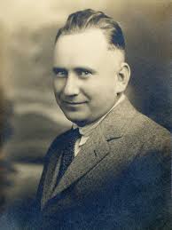 Garrett Newkirk's Instagram, Twitter & Facebook