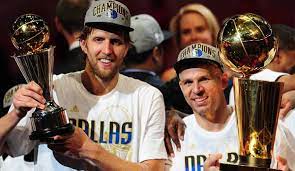 Every dallas mavericks fan (and nba fan in general) since the immaculate 2011 championship run no matter how much people wanted to count the dallas mavericks out in the 2011 nba playoffs, it. Nba Dirk Nowitzki Uber Das Championship Team Der Dallas Mavericks 2011 Das Ist Eine Bruderschaft