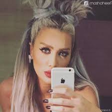 بالصور هكذا ظهرت مايا دياب شبه عارية بحفل لها في أبوظبي Hair Styles 2017 Hair Beauty Blonde Women