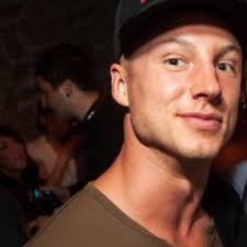 Alex Eggers's Instagram, Twitter & Facebook