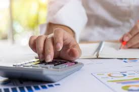By the end of this video, you should know what type of investor you want to be and how to invest. How Investors Can Profit From Bankrupt Companies