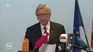 April wird das öffentliche leben weitgehend heruntergefahren. 61aadgut47wcqm