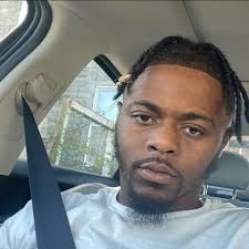 How to confirm and fix a worn out gasket in a 2006 Chrysler 300c?