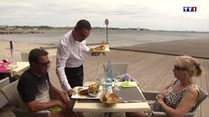 Balaruc les bains est une station très complète avec ces parcs à huitres, son étang de thau pour s'y baigner, ces marchés nocturne et artisanaux, il fait bon vivre et le soleil est au rendez vous. Zoom Sur Les Retombees Economiques Du Thermalisme Pour Balaruc Les Bains Lci