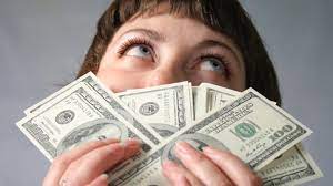 Desigur că în toate astea lipsește tandrețea și nu mai există america. Tu Stii De Unde Vine Expresia Banii Nu Au Miros Cele Mai Stupide Taxe Din Istorie