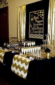 Black And Gold Table 34 Best Wedding Table Display Ideas That Make Beauty Your Party Weddingtopia Champagne Party Black Gold Party Gold Party Decorations