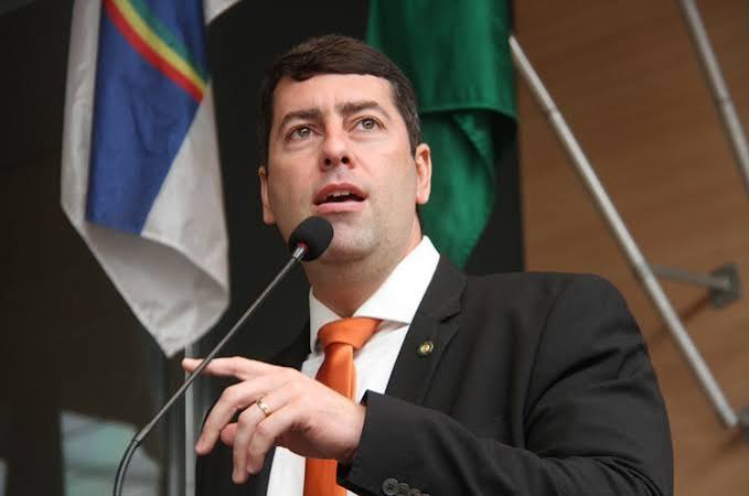 Samuel Salazar é eleito presidente da Câmara Muncipal do Recife | G1