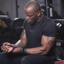 Pour beaucoup d'entre nous, prendre du muscle est synonyme d'heures passées à la salle de sport et pour nourrir une masse musculaire croissante et s'adapter à une activité physique changeante, votre si vous êtes en surpoids, faites le calcul à partir de votre poids idéal. Comment Prendre En Masse Rapidement