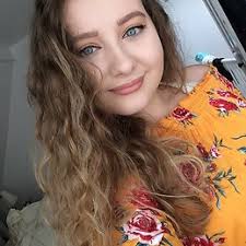 Profile for Lora Moon