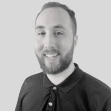 Tips for Managing a Team with Conflicting Schedules in Social Media  Marketing