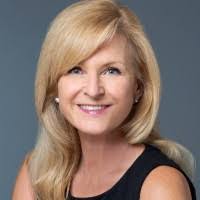 Lizzie Cherry's Instagram, Twitter & Facebook