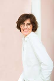 Inès de la fressange offered up a solid collection of commercial pieces with hints of a whimsical personality that accentuated its appeal. My Cultural Life Ines De La Fressange