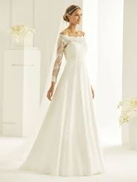 Check spelling or type a new query. Brautkleid Mit Armel Marry4love Berlin Brautkleider Verleih Und Hochzeitskleider Verkauf Brautmode Nach Mass