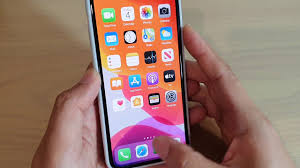 Force reboot your iphone 11 press and release the volume up key quickly. Iphone 11 Pro How To Show Hide Notification Preview On Lock Screen Youtube