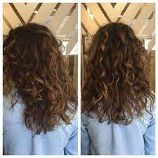I Just Love Balayage On Curly Hair Hairbydanaduffy Curly Hair Styles Naturally Curly Hair Styles Balayage Hair