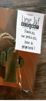 Pin Van Nele De Op Bedankje Juf In 2020 Verjaardag Juf Cadeau Knutselen Cadeaus Voor Leraren Ideeen Voor Cadeaus