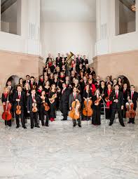 FWSO 18_19 SeasonReview FINAL (crop & bleed).indd