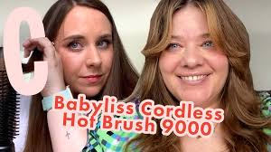 Eva Mendes debuts new blonde hair colour in yellow swimsuit