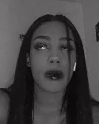 Olivia Hutson's Instagram, Twitter & Facebook