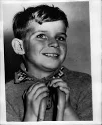 Image of Raymond Judd Jr, 29 months old, who smokes two cigarettes