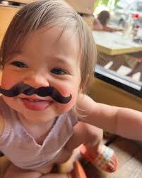 Jamie Huston's Instagram, Twitter & Facebook