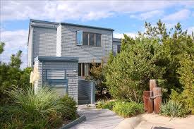 Vrbo Com 336798 Nature Abounds Year Round On Lewes Beachfront Townhouse Lewes Beach Beachfront House Rental