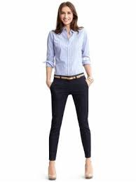 Si Lo Que Buscas En Un Look Clasico No Muy Formal Esto Es Para Ti Ropa Casual Moda Estilo Ropa