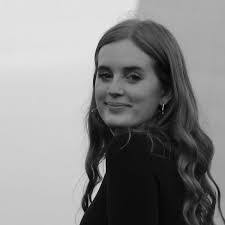 Amy Dirksen's Instagram, Twitter & Facebook