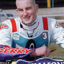 Racers setback as Norris calls it a day