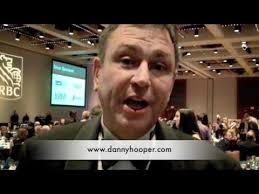 FUNDRAISING AUCTIONEER