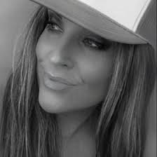 Angela Vance (An9elaVance)