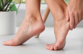 Inchaço e edema nos pés e pernas - Cuidados diários - Baruel