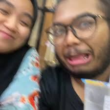 Does anyone else play without using the QWER keys?