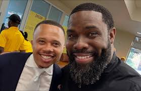 God continues to leave me in awe. Thank you to my sister, Madame President  @mkwthe7th & the ENTIRE @hustontillotsonuniversity for allowing me to come  back and serve you