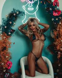 Sara Saintmore - Red hot OnlyFans content you crave!