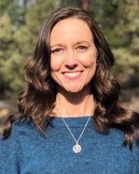 Ashlee Davis's Instagram, Twitter & Facebook