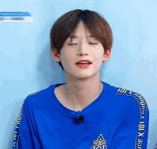 Anch dan melanjutkan seri zoooom with friends, louis vuitton membuka ruang terbatas di shanghai. Starship Gifs Tenor Starship Gif Boy Groups