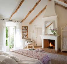 Gemutliches Schlafzimmer Dekor Im Landhausstil Wohnzimmer Rivieramaison Baumstamm Pinterest Franzosis Schlafzimmer Design Wohnen Schlafzimmer Landhausstil