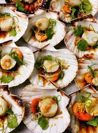 Steamed Scallops In The Shell With Ginger Soy Sesame Oil And Spring Onions Spring Onion Recipes Cooking Seafood Seafood