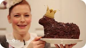 Jetzt nachkochen/ nachbacken oder von weiteren köstlichen rezepten von und mit mondamin inspirieren lassen! Osterlamm Aus Biscuit Backen Sweet Easy Enie Backt Youtube